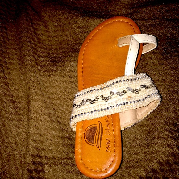 Sandles - Picture 2 of 2